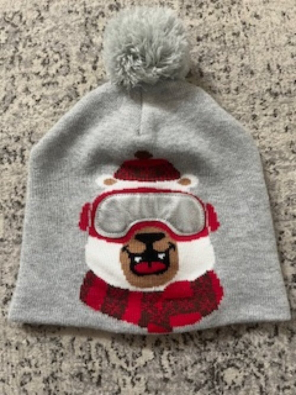 🧡3/15 H&M Gray Knit Beanie Polar Bear Red Winter Gear Googles Pom Pom Kids 4-8Y